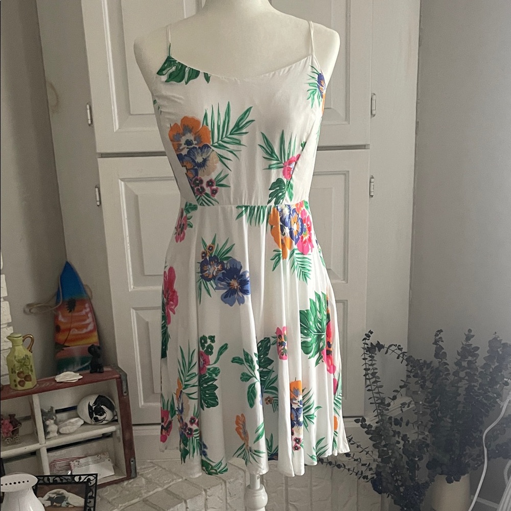 Old Navy White Floral Midi Dress
